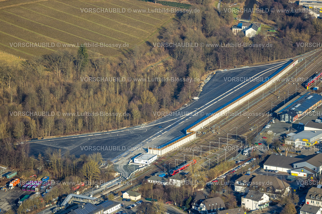 Bestwig260104409 | Luftbild, Holzverladebahnhof Team Timber Logistikterminal, Sägewerk Pieper Holz Olsberg, vier S-Bahn Gleisabschlüsse am Bahnhof Bestwig, Bestwig, Südwestfalen, Nordrhein-Westfalen, Deutschland