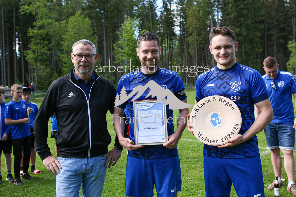 993T7205 | Medien- Sport- Entertainmentfotos