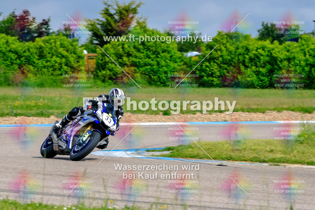 MotoTeam-8644 | Hier findet Ihr Bilder von Touristenfahrten auf der Nürburgring Nordschleife oder von anderen Veranstaltungen die ich besucht habe. Viel Spass beim Durch Schauen 