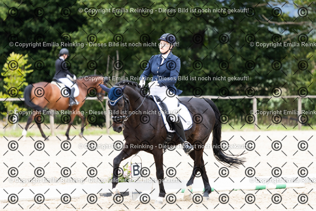 CL5A3579 | Emilia Reinking Fotografie - Realisiert mit Pictrs.com