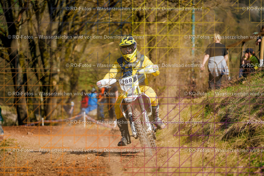 3 Lauf Mernes-928 | Sportfotografie von RO-Fotos: Motorsport, Motocross, Enduro, Laufveranstaltungen und Triathlon. Professionelle Fotos von Sportlern und Events. - Realisiert mit Pictrs.com