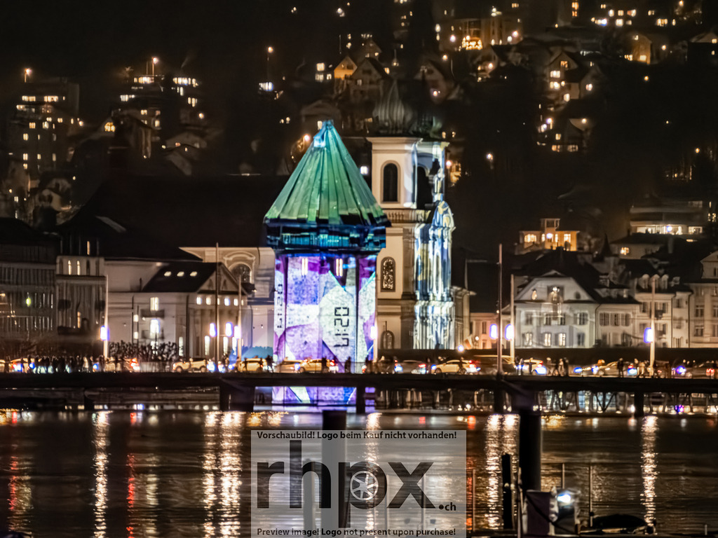 Lilu Lichtvestival 2026 | Stimmungsvolle Fotokunst aus Luzern. Erlebe den Pilatus, den See und die Stadt Luzern in exklusiven Aufnahmen in der Fotogalerie & Shop. - Realisiert mit Pictrs.com