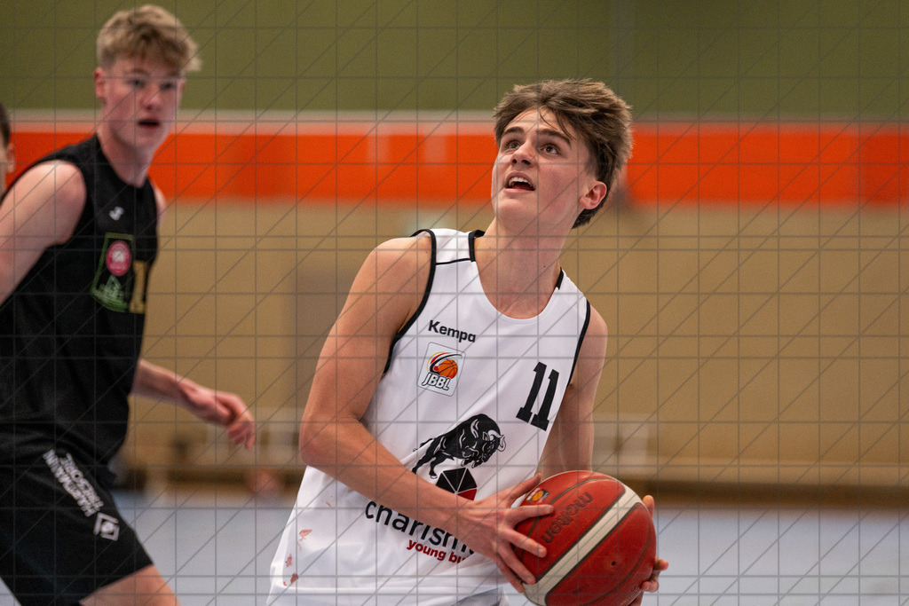 JBBL 24/25 | 26.01.2025 | Charisma Young Bulls vs. Gartenzaun24 Baskets Paderborn | JBBL 24/25 | 26.01.2025 | Charisma Young Bulls vs. Gartenzaun24 Baskets Paderborn - - - - - CREDIT, www.bullenfotos.de, Martin König, Hörner Weg 40, D-49078 Osnabrück, +4917663732967, Nutzung und Weitergabe nur zu den vereinbarten Zwecken. Presseanfragen an Urheber. Alle Rechte beim Urheber. - - - - - - Realisiert mit Pictrs.com