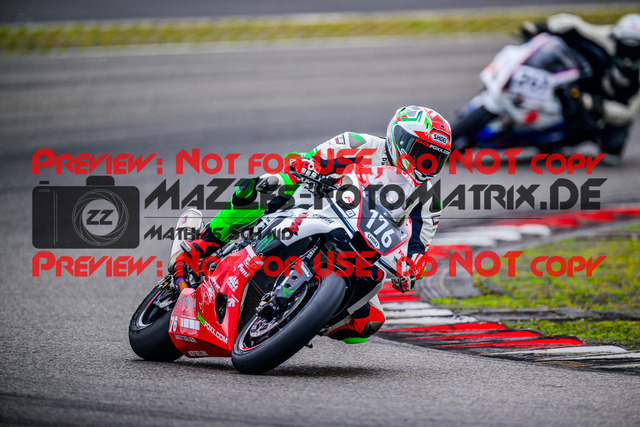 MaZZes_FotoMatrix_240717_6007705_4602 | WEISS