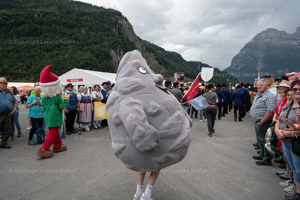 Schwingen -  ESAF Freitag Festumzug 2025 | Mollis, 29.8.25, Schwingen - ESAF Freitag Festumzug.