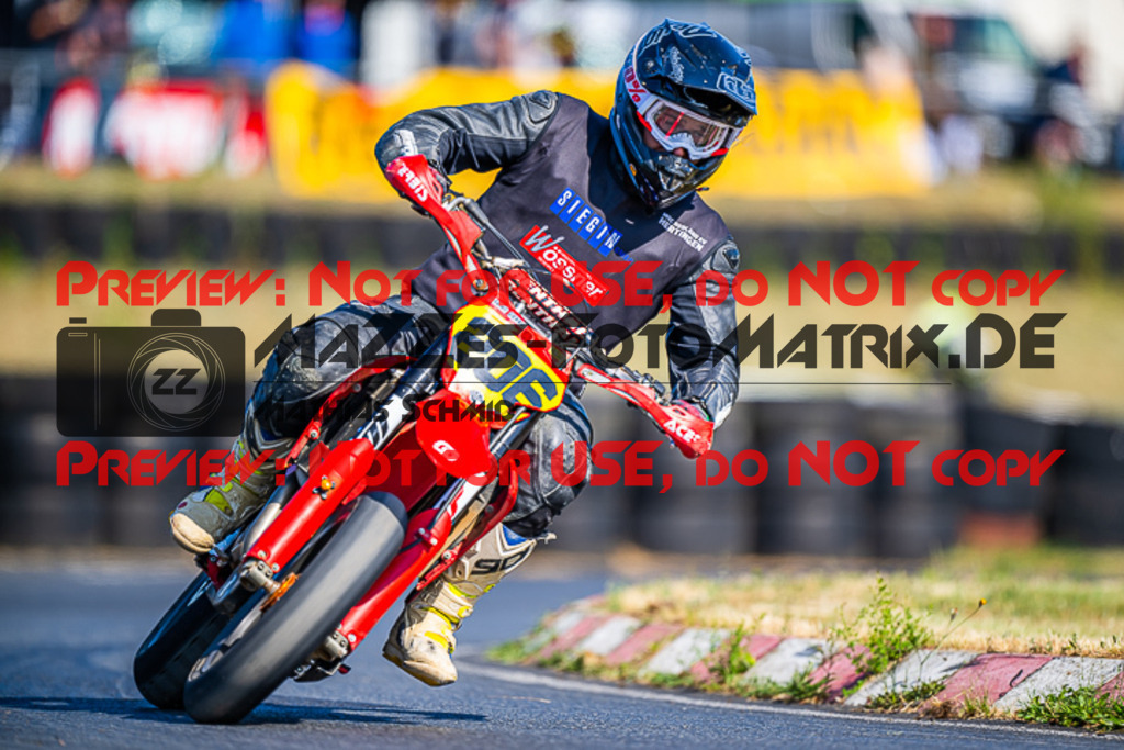 MaZZes_FotoMatrix_220529_5610 | Fotograf Mathias Schmid
Sportfotograf,
Eventfotograf,
Hochzeitsfotograf,
Portraitfotograf