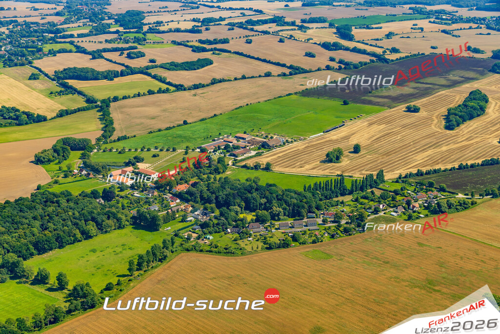 Luftbild Vs Google Maps  Brook  Kalkhorst -Das Luftbild wurde 2025 vom UL-Flugzeug heraus erstellt ( keine Drohnenluftbilder ) - Hochauflösende Luftaufnahme -Nicht vergleichbar mit Google Maps oder Satelittenbilder- Die Geschenkidee !Mit Lizenz und Bildrechte bestellbar