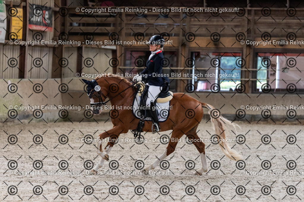 CL5A0484 | Emilia Reinking Fotografie - Realisiert mit Pictrs.com