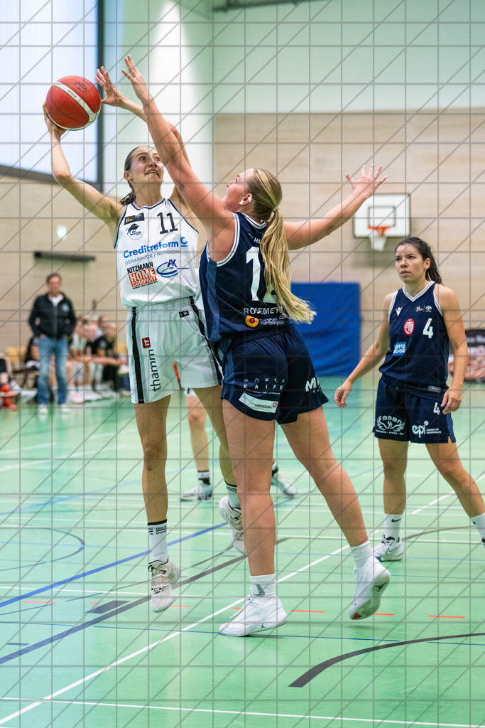 2. DBBL Nord 24/25 | 20.10.2024 | BBC OS vs. Eimsbütteler TV | 2. DBBL Nord 24/25 | 20.10.2024 | BBC OS vs. Eimsbütteler TV - - - - - CREDIT, www.bullenfotos.de, Martin König, Hörner Weg 40, D-49078 Osnabrück, +4917663732967, Nutzung und Weitergabe nur zu den vereinbarten Zwecken. Presseanfragen an Urheber. Alle Rechte beim Urheber. - - - - - - Realisiert mit Pictrs.com
