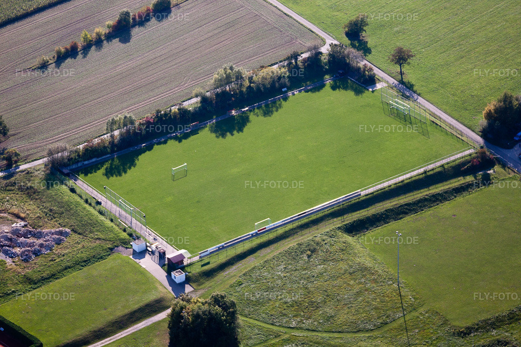 Luftbild: Langensteinbach, Sportgelände des SV-Langensteinbach im Ortsteil Langensteinbach in Karlsbad im Bundesland Baden-Württemberg in Deutschland. Foto: IMG_45113.jpg vom 21.09.2011 durch Werner Riehm/FLY-FOTO.de