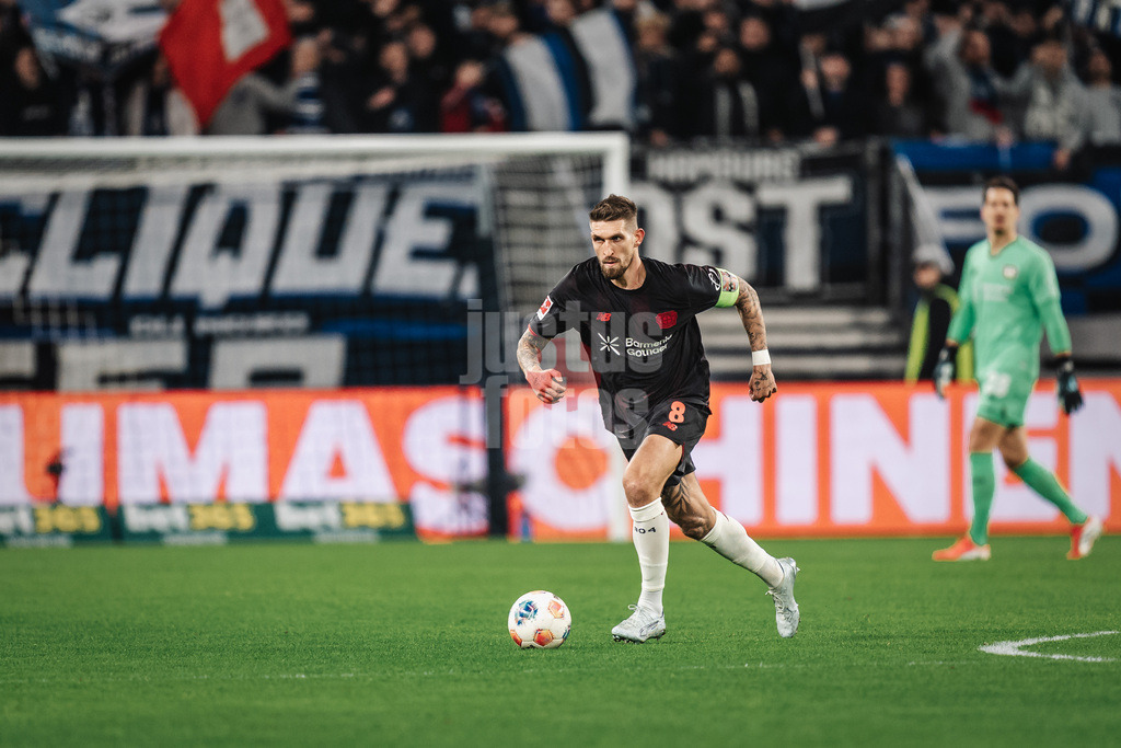 Fußball | Männer | Saison 2025/2026 | 1. Fußball-Bundesliga | 17. Spieltag | Hamburger SV vs. Bayer 04 Leverkusen | 04.03.2026 | Robert Andrich (#8, Bayer 04 Leverkusen)