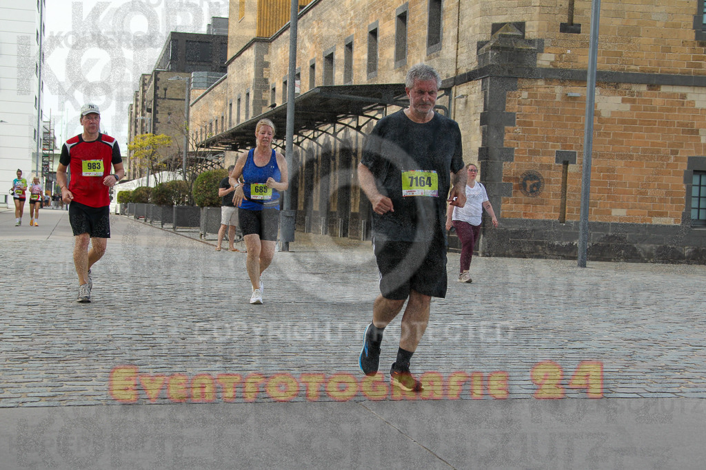 250920_1510_EV4_8174 | Sportfotografie im Rhein-Sieg Kreis, Köln, Bonn, NRW, Rheinland Pfalz, Hessen, etc. Unser Tätigkeitsfeld umfasst den Laufsport vom Volkslauf über den Marathon, Duathlon, Triathon bis zum Ultralauf wie Kölnpfad Ultra oder Schindertrail.