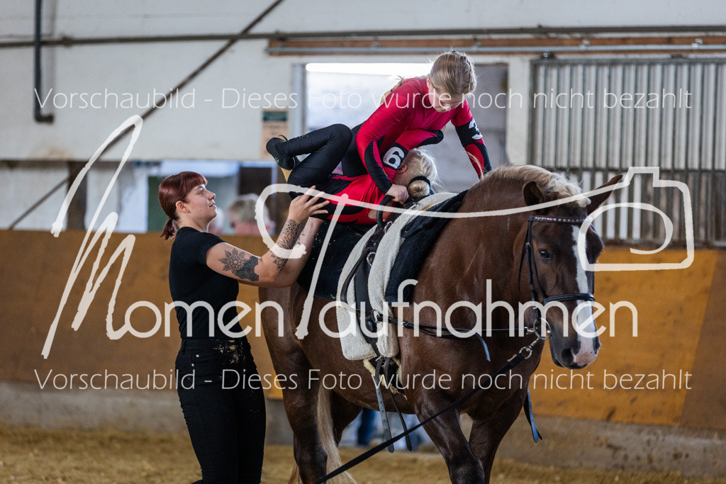 SS-Maxi-194 | MomenTaufnahmen Pferdesportfotos