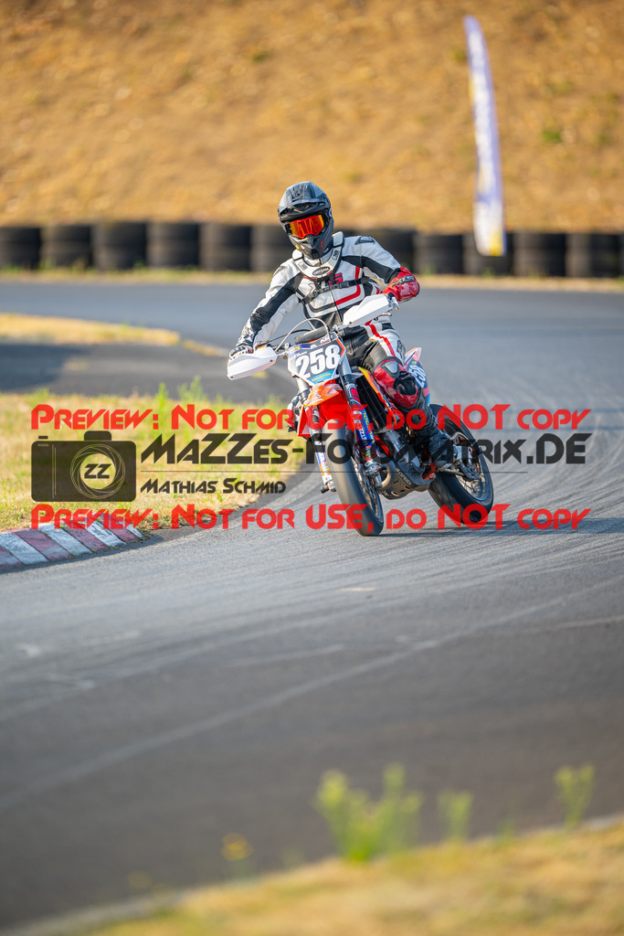 MaZZes-Fotomatrix-20260816-609795 | S2