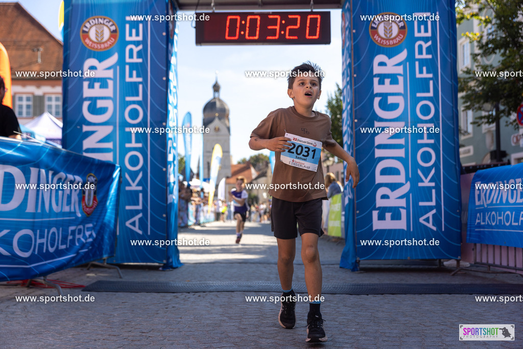 VJ__2883 | Stadtlauf Erding 2025 #stadtlauferding #erdingstadtlauf #stadtlauf_erding #laufmotivation #trisporterding #yourpictrs #sportshot_your_pictrs