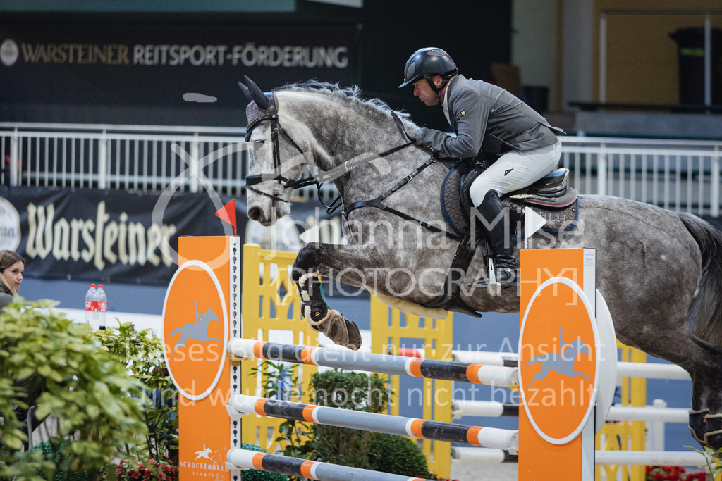 221217_Warstein_Stil-M-294 | Deine schönsten Turniermomente als professionelle Fotos! Entdecke hochwertige Pferdesport-Fotografie im Online-Shop. Jetzt Fotos finden & bestellen!