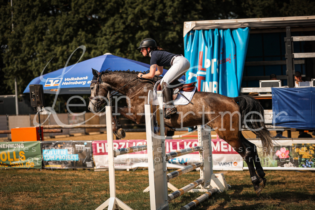 13.FrPfA00103 | Leoni Ertmer Photography - Realisiert mit Pictrs.com