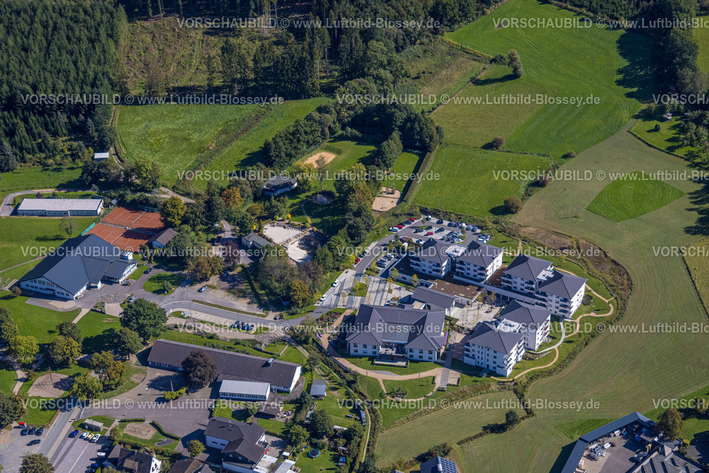 Lennestadt230909932Saalhausen | Luftbild, WohnGut Saalhausen Seniorenzentrum, Saalhausen, Lennestadt, Sauerland, Nordrhein-Westfalen, Deutschland