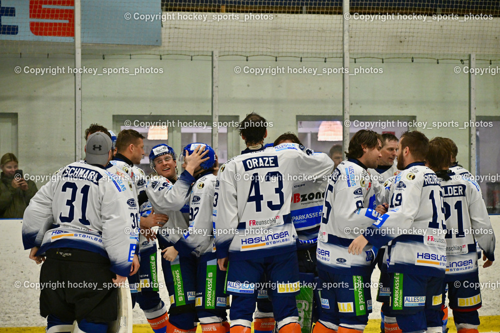 ESC Sparkasse Steindorf Meister 2025/26 | Jubel ESC Steindorf Mannschaft, ESC Sparkasse Steindorf Meister 2025/26, ESC Sparkasse Steindorf Meister 2025/26 am 08.03.2026 in Althofen (Stadthalle Althofen), Austria, (Photo by Bernd Stefan)