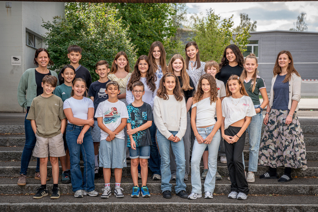 ZD260917133401-Bearbeitet | Fotoshop von zweidimensional Fotografie. Ihr Fotograf im Aargau. Abzüge von Ihrem Fotobox Event bestellen.Abzüge von Ihrem Hochzeit bestellen.Abzüge von Ihrem Schulfotograf bestellen.