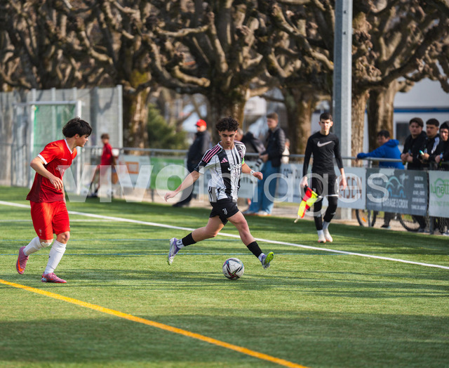 juv_lut_fmachado-0177 | Images from the Juniors B match between Juventus Academy and FC Lutry, played on 18 March 2026 in Lutry, Switzerland, featuring players, coaching staff and match action throughout the game.