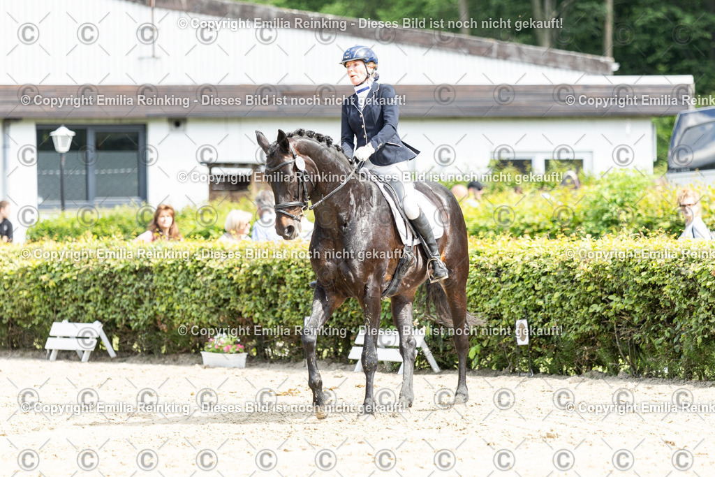 CL5A4097-2 | Emilia Reinking Fotografie - Realisiert mit Pictrs.com