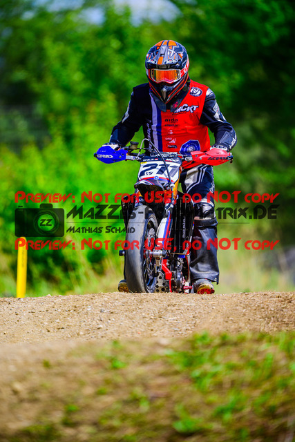 MaZZes_FotoMatrix_240713_6007705_9798 | UE40