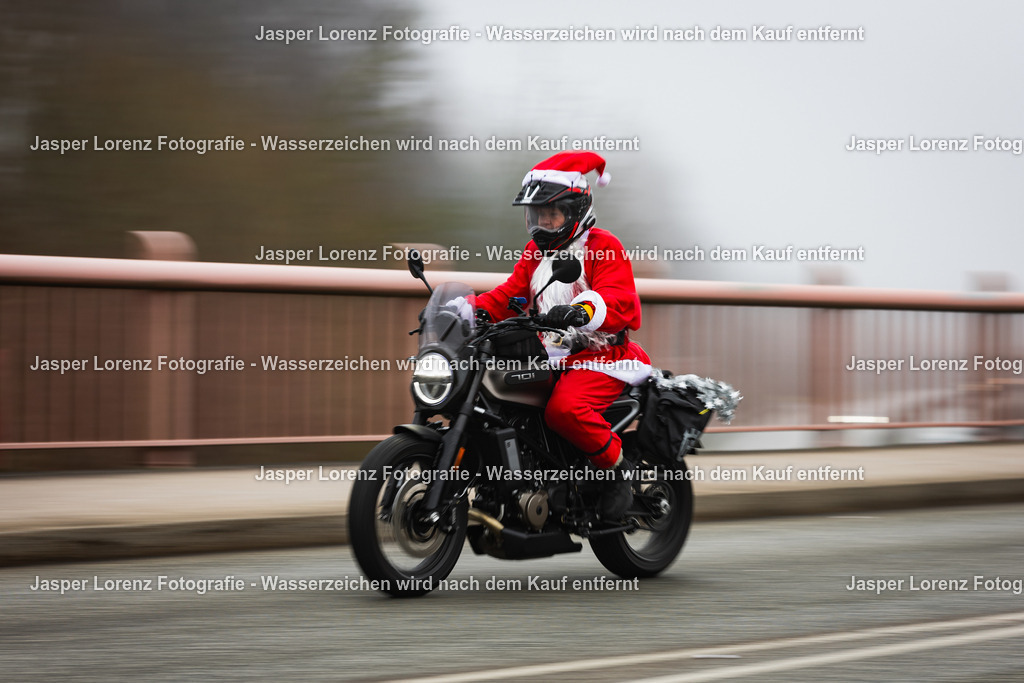 X-Mas Ride I Kiel I 2025 | Jasper Lorenz Fotografie - Realisiert mit Pictrs.com