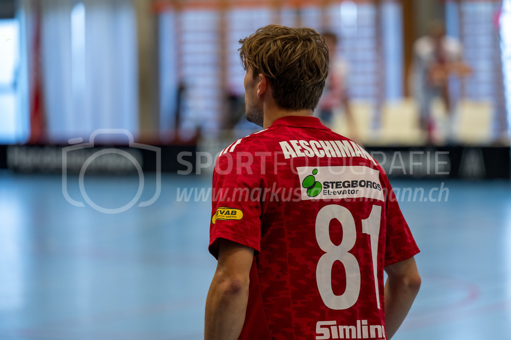 Strängnäs IBK vs Höllvikens IBF - 30. September 2023 | Strängnäs IBK vs Höllvikens IBF
Thomas Arena, Strängnäs
Tim Aeschmann (#81 Strängnäs IBK).
Bild: Sportfotografie Markus Aeschimann | www.markus-aeschimann.ch - Realisiert mit Pictrs.com
