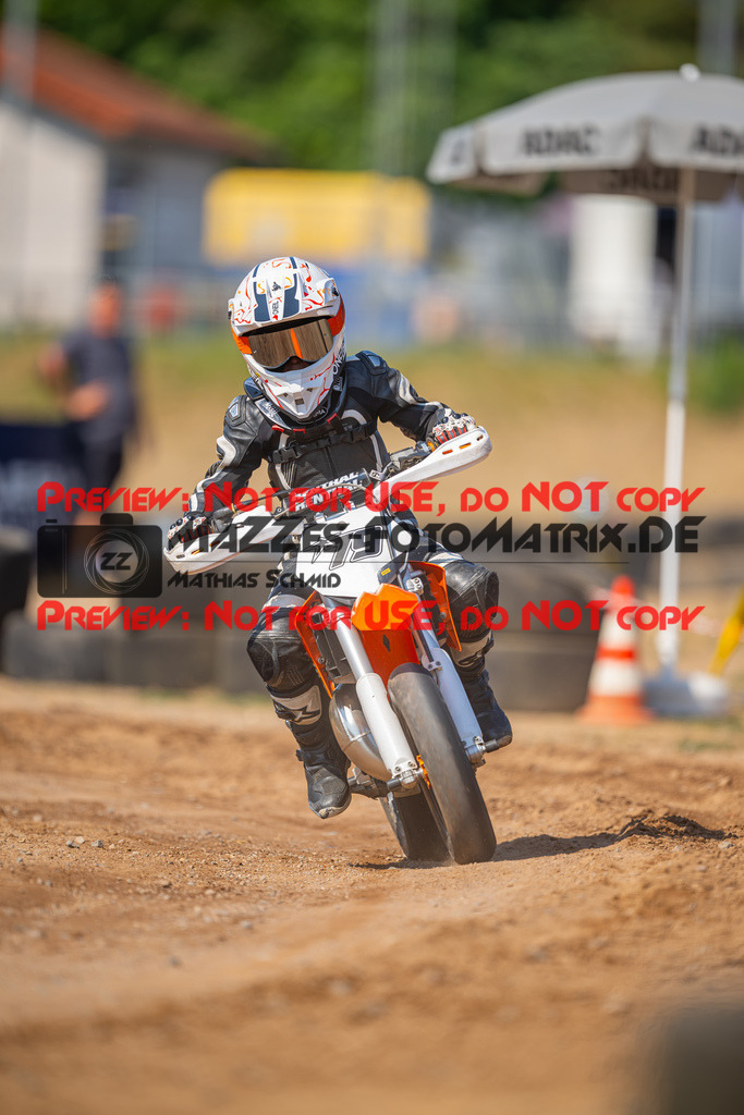 MaZZes-Fotomatrix-20260815-605313 | ROOKIES