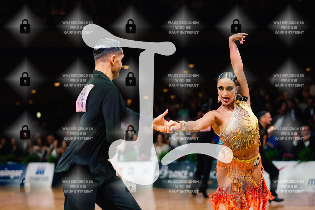 GOC 2025 - WDSF GrandSlam Latin 53rd (76) Christian De Vellis _ Eva Menichini (Italy)-2025-08-23-3515 | Webshop for digital downloads and prints of dance sport, event & show photographer Julian Link - Realisiert mit Pictrs.com