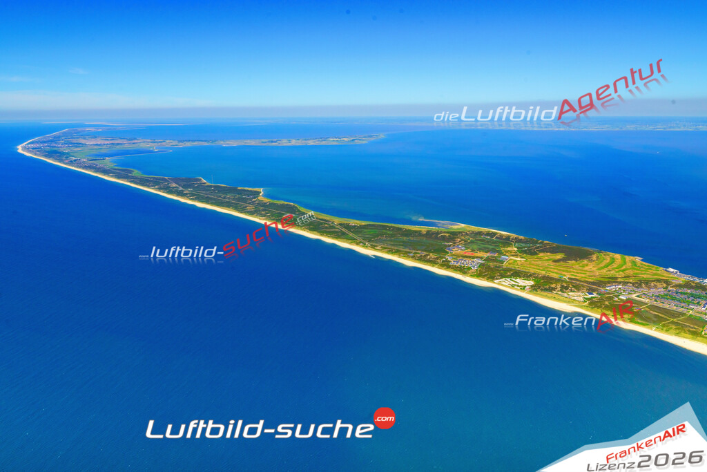 Die Luftbildaufnahme Weststrand - Sylt wurde 2018 mittels Flugzeug (keine Drohne) erstellt. Perfekte Schärfe und Druck- Auflösung- Garantiert!