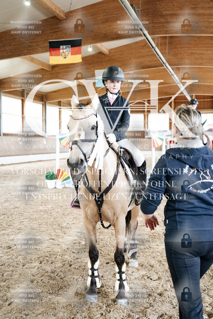 CK703407 | Turnierfotografie Pferdefotografie Trier Rheinland-Pfalz Pferdesport Reitsport Tierfotografie Sportfotografie Pferdevideo Pferdevideografie Equestrianvideography equestrianphotography  - Realized with Pictrs.com