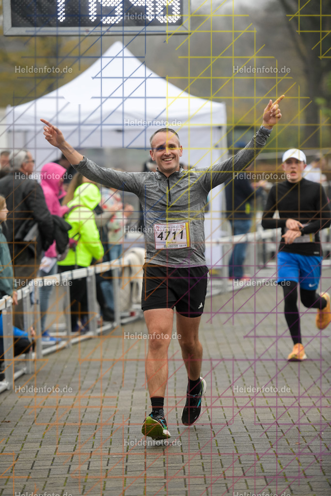 Neusser Erftlauf 2025  | 15km Neusser Erftlauf 2025 Foto: Heldenfoto.de