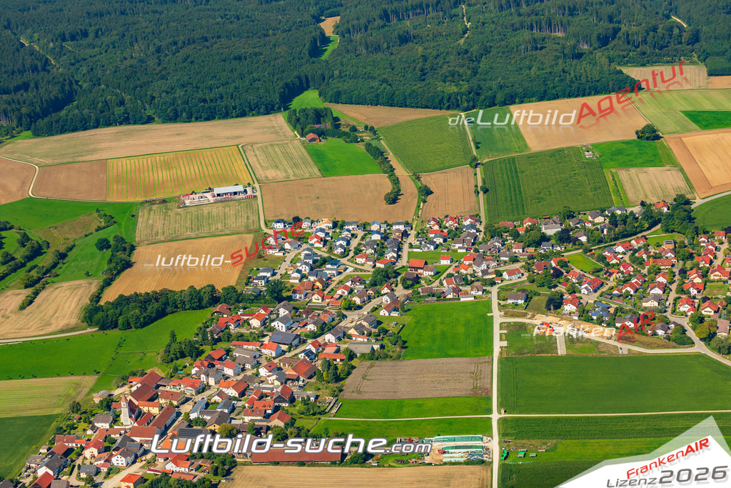 Schöne Luftaufnahme Schelldorf Kipfenberg - Die Luftaufnahme wurde 2025 vom Flugzeug heraus erstellt ( keine Drohne ) - Hochauflösende Luftaufnahme - für professionelle Ausdrucke geeignet. Die Geschenkidee !Mit Lizenz und Bildrechte bestellbar