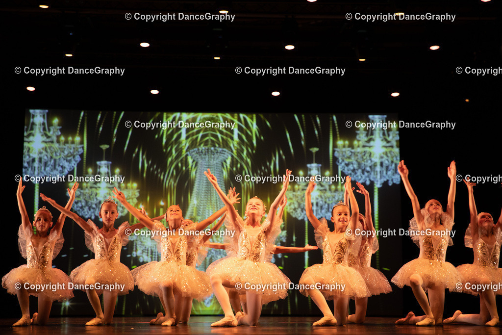 GPHY5373 | DanceGraphy - Realisiert mit Pictrs.com