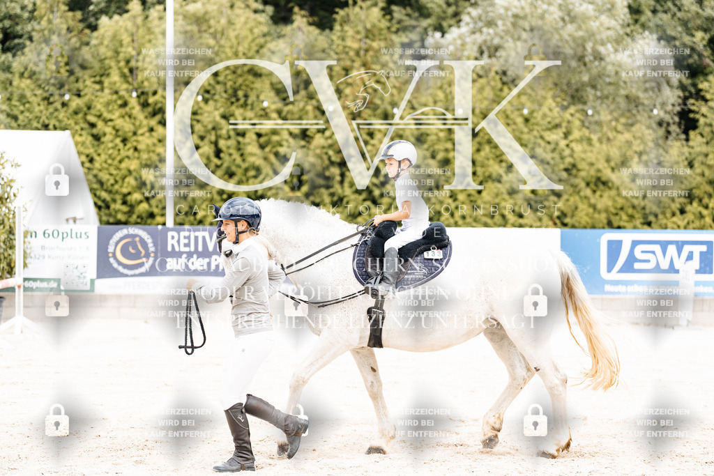 CK907044 | Turnierfotografie Pferdefotografie Trier Rheinland-Pfalz Pferdesport Reitsport Tierfotografie Sportfotografie Pferdevideo Pferdevideografie Equestrianvideography equestrianphotography  - Realisiert mit Pictrs.com