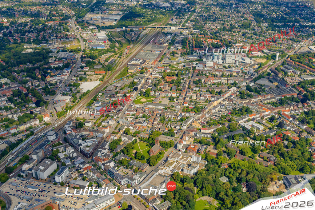 Luftaufnahme Kieler Straße Neumünster - Die Luftaufnahme wurde 2025 vom UL-Flugzeug heraus erstellt ( ohne Drohne ) - Hochauflösende Luftaufnahme - für professionelle Ausdrucke geeignet. Die Geschenkidee !Mit Lizenz und Bildrechte bestellbar