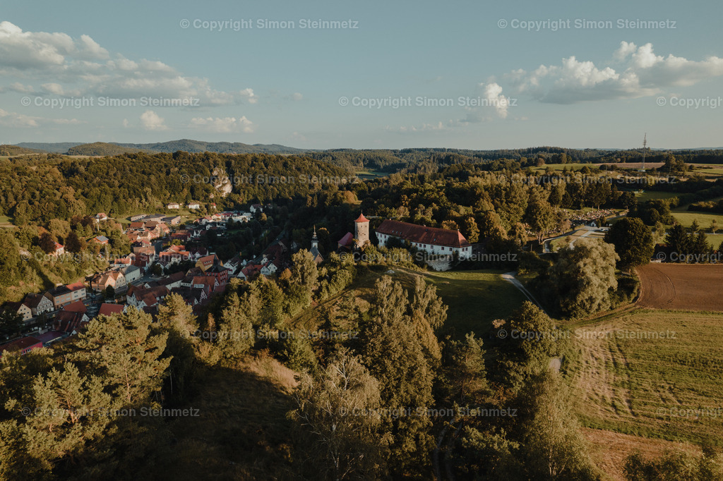Waischenfeld 2 | Die schönsten Landschaftsaufnahmen von Simon Steinmetz aus Oberfranken, den Alpen, den Vogesen, der Nordsee und der Ostsee.
Prints, Leinwände, Postkarten, Kalender, Tassen, Puzzles in hoher Qualität zu günstigen Preisen. 
 - Realisiert mit Pictrs.com