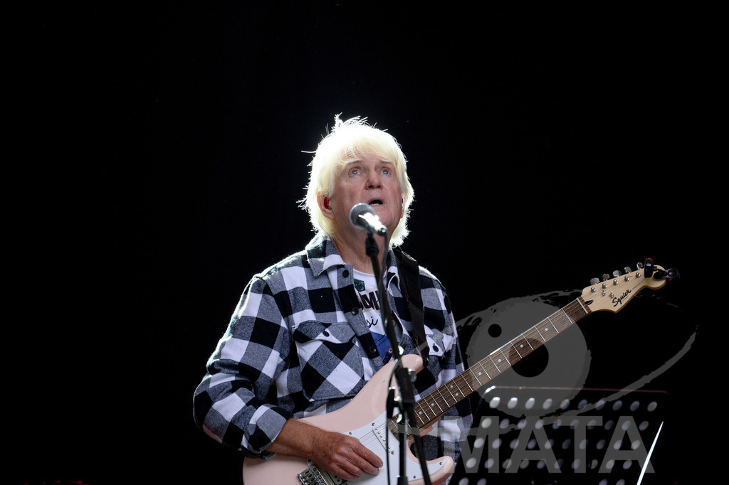 _DWA2858 | John Lees von John Lees' Barclay James Harvest live bei einem Konzert in Serenadenhof Nürnberg, 01.07.2023 - Realisiert mit Pictrs.com