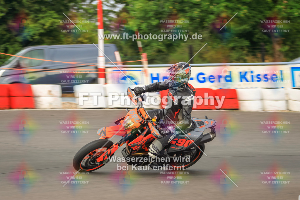 _DSK2027 | Hier findet Ihr Bilder von Touristenfahrten auf der Nürburgring Nordschleife oder von anderen Veranstaltungen die ich besucht habe. Viel Spass beim Durch Schauen 