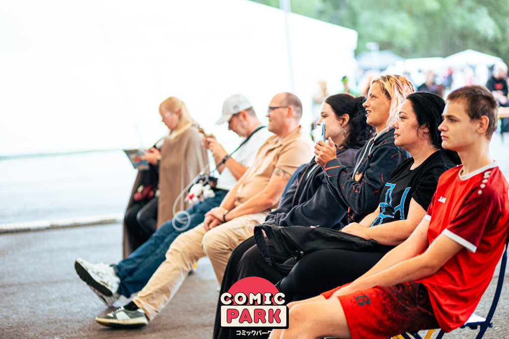 Tom Wenig -Comicpark ROS2026 SA-0110 | Hier findet ihr eure Fotografien und verschiedenste Motive zum Bestellen. - Realisiert mit Pictrs.com