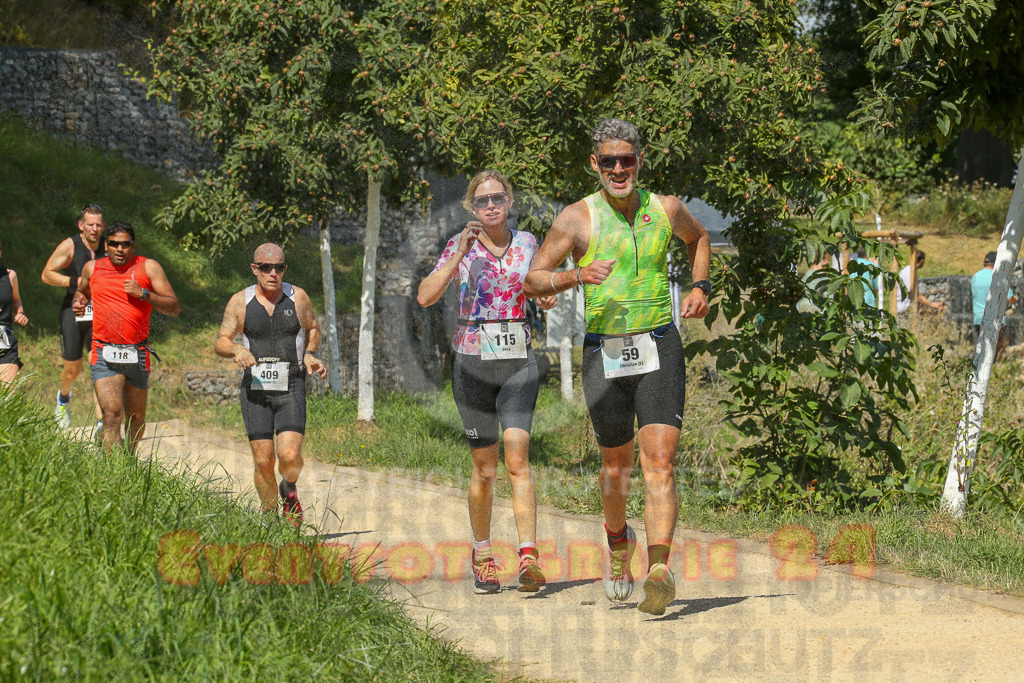 250824_1233_EX1_9714 | Sportfotografie im Rhein-Sieg Kreis, Köln, Bonn, NRW, Rheinland Pfalz, Hessen, etc. Unser Tätigkeitsfeld umfasst den Laufsport vom Volkslauf über den Marathon, Duathlon, Triathon bis zum Ultralauf wie Kölnpfad Ultra oder Schindertrail.