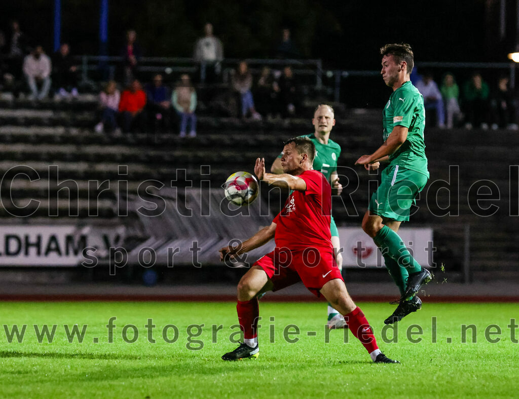 2023-09-01_073_SC_Baldham-Vaterstetten_gegen_TSV_1877_Ebersberg | Vaterstetten, Deutschland, 01.09.2023:
Fußball, Kreisliga 2023 / 2024, 3. Spieltag, SC Baldham-Vaterstetten gegen TSV 1877 Ebersberg, Ergebnis: 1:2

Robin Baumann (SC Baldham-Vaterstetten, #13)

Foto: Christian Riedel / fotografie-riedel.net