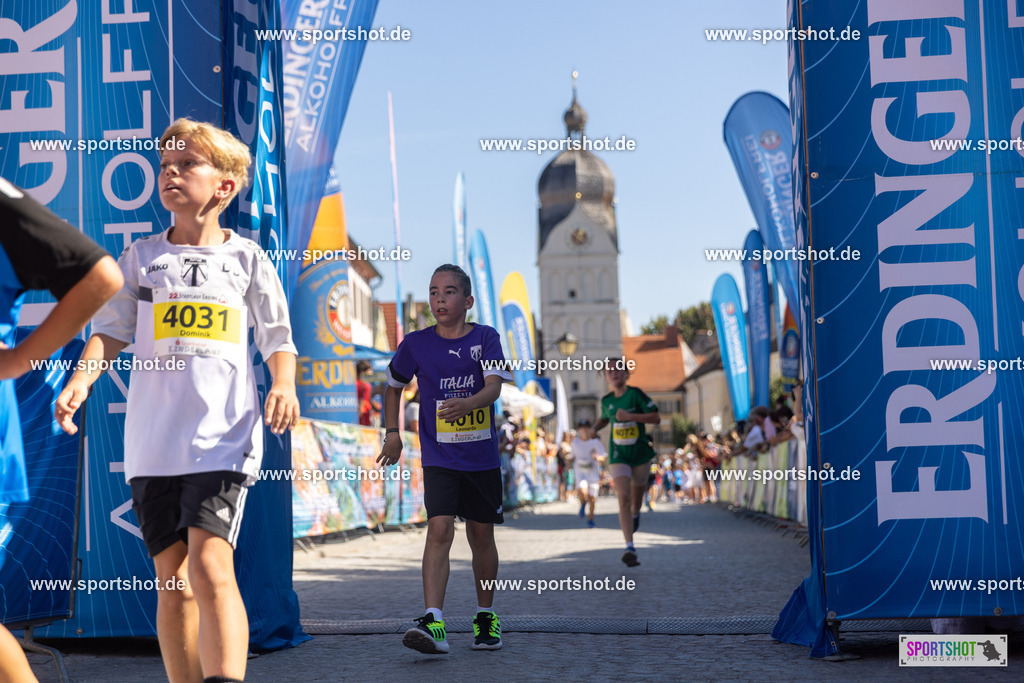 VJ__3437 | Stadtlauf Erding 2025 #stadtlauferding #erdingstadtlauf #stadtlauf_erding #laufmotivation #trisporterding #yourpictrs #sportshot_your_pictrs