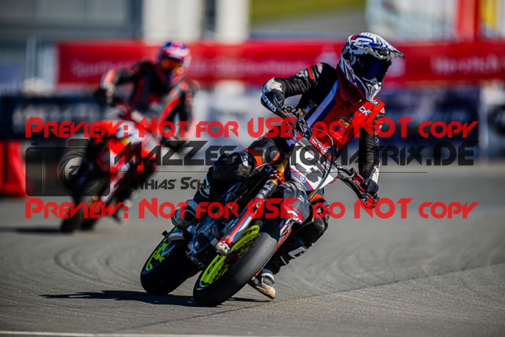 MaZZes_FotoMatrix_220903_1835 | UE40