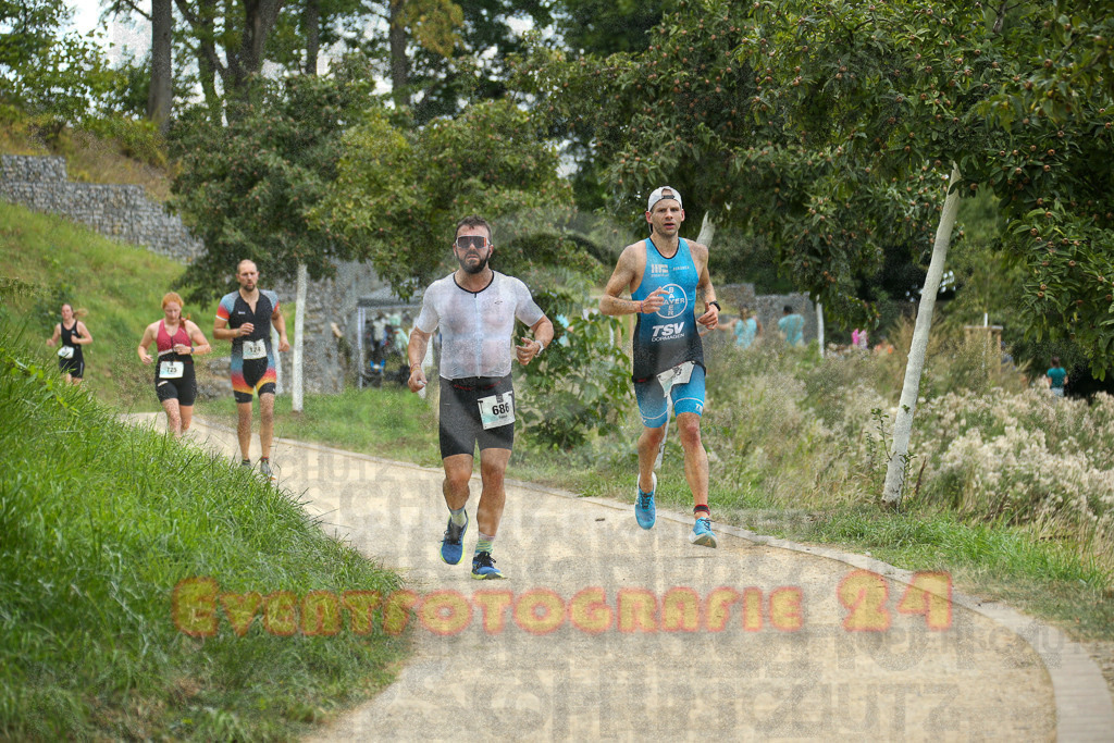 250824_1424_EX1_6079 | Sportfotografie im Rhein-Sieg Kreis, Köln, Bonn, NRW, Rheinland Pfalz, Hessen, etc. Unser Tätigkeitsfeld umfasst den Laufsport vom Volkslauf über den Marathon, Duathlon, Triathon bis zum Ultralauf wie Kölnpfad Ultra oder Schindertrail.