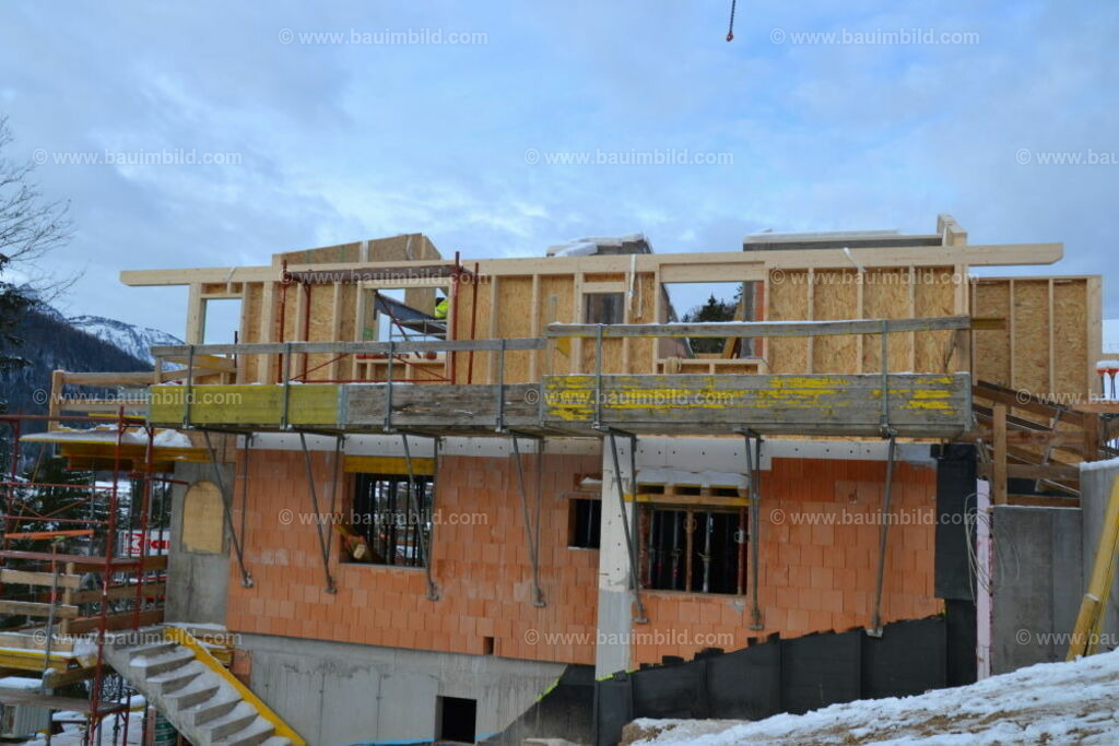 bib-lg09-holzbau-0106 | Nach LV-Leistungsgruppen sortierte Detailfotos über den Bau eines Hauses. Alle Hausbau-Bilder direkt vom Urheber und Autor der Website Haus-Selber-Bauen.com