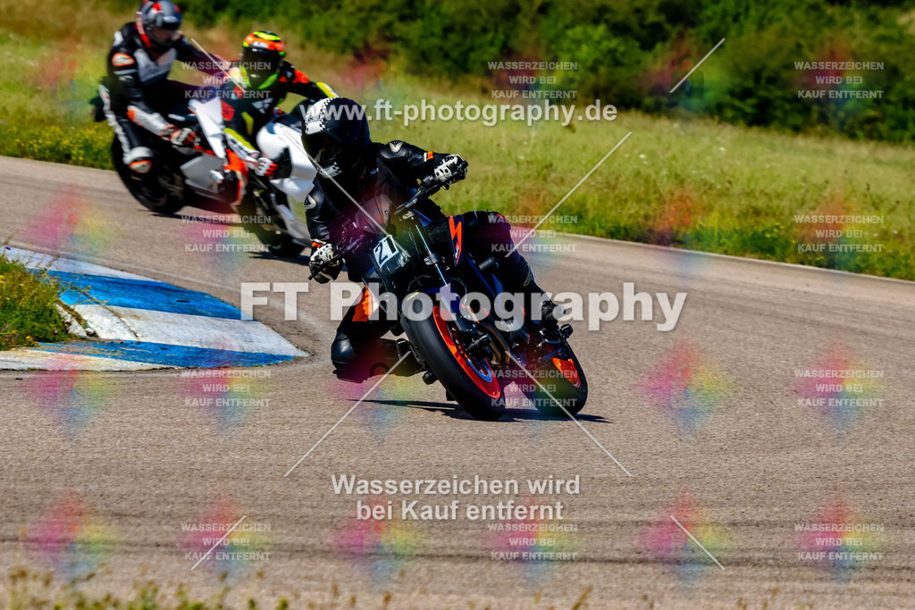 021-3447 | Hier findet Ihr Bilder von Touristenfahrten auf der Nürburgring Nordschleife oder von anderen Veranstaltungen die ich besucht habe. Viel Spass beim Durch Schauen 