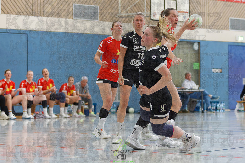HSG Wettenberg - HSG Lumdatal | Wiederholungs-/Entscheidungsspiel um die Meisterschaft in der Frauen Oberliga Mitte und Aufstieg in die RegionalligaHSG Wettenberg - HSG Lumdatal am 11.05.2025 in Launsbach (Wettenberg) (Halle GS Launsbach (Wettenberg))Photo © 2025 - Jörg Heinrich - Realisiert mit Pictrs.com